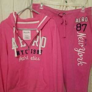 Aeropostale sweatsuit